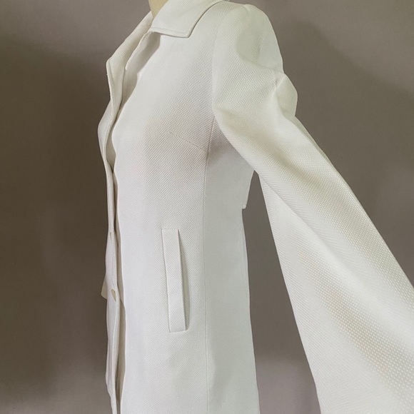 Banana Republic white buttonup jacket size XS. - Picture 5 of 10